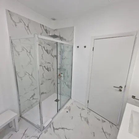 Market Downtown T3 *